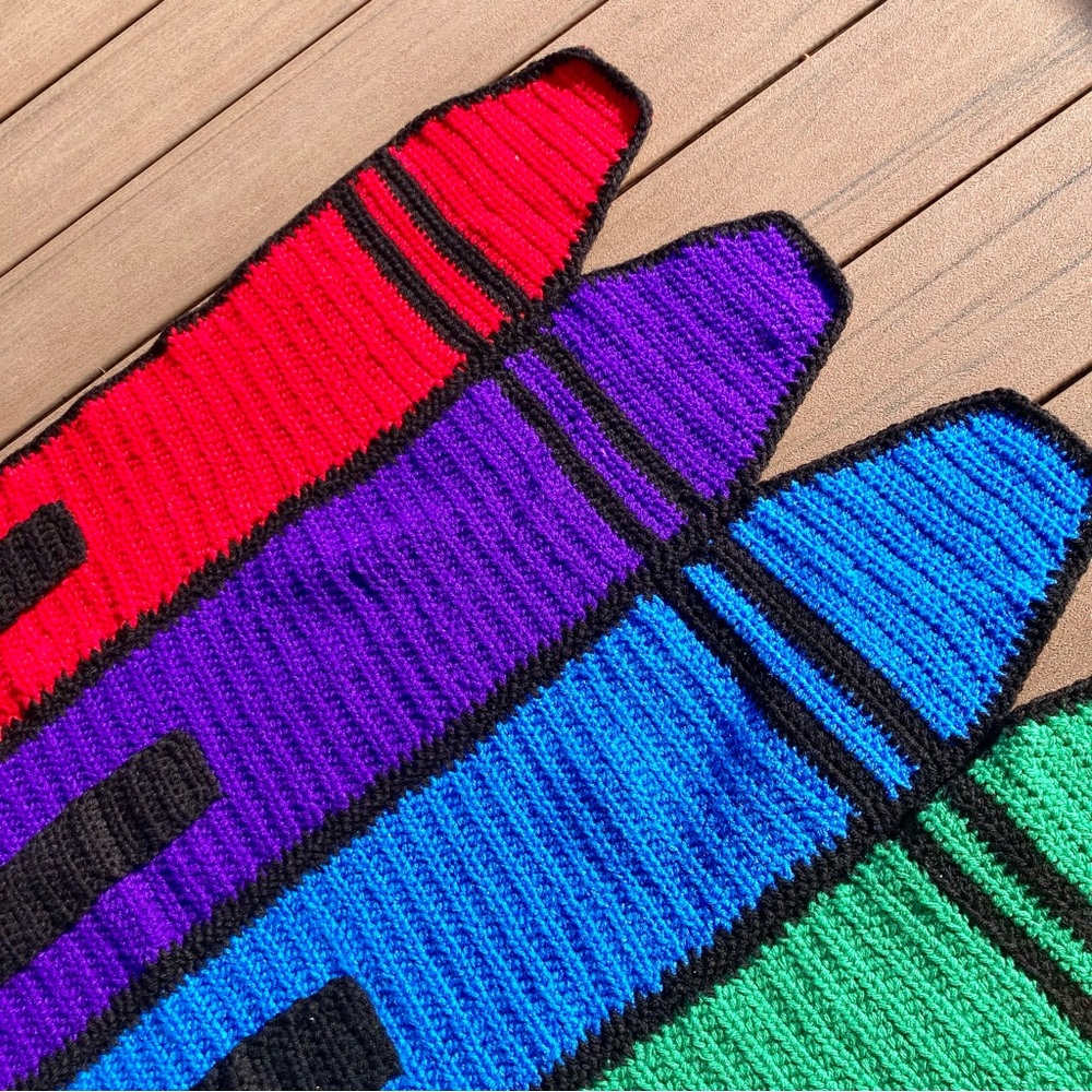 Crayons Afghan Rug - Picture 6 of 12